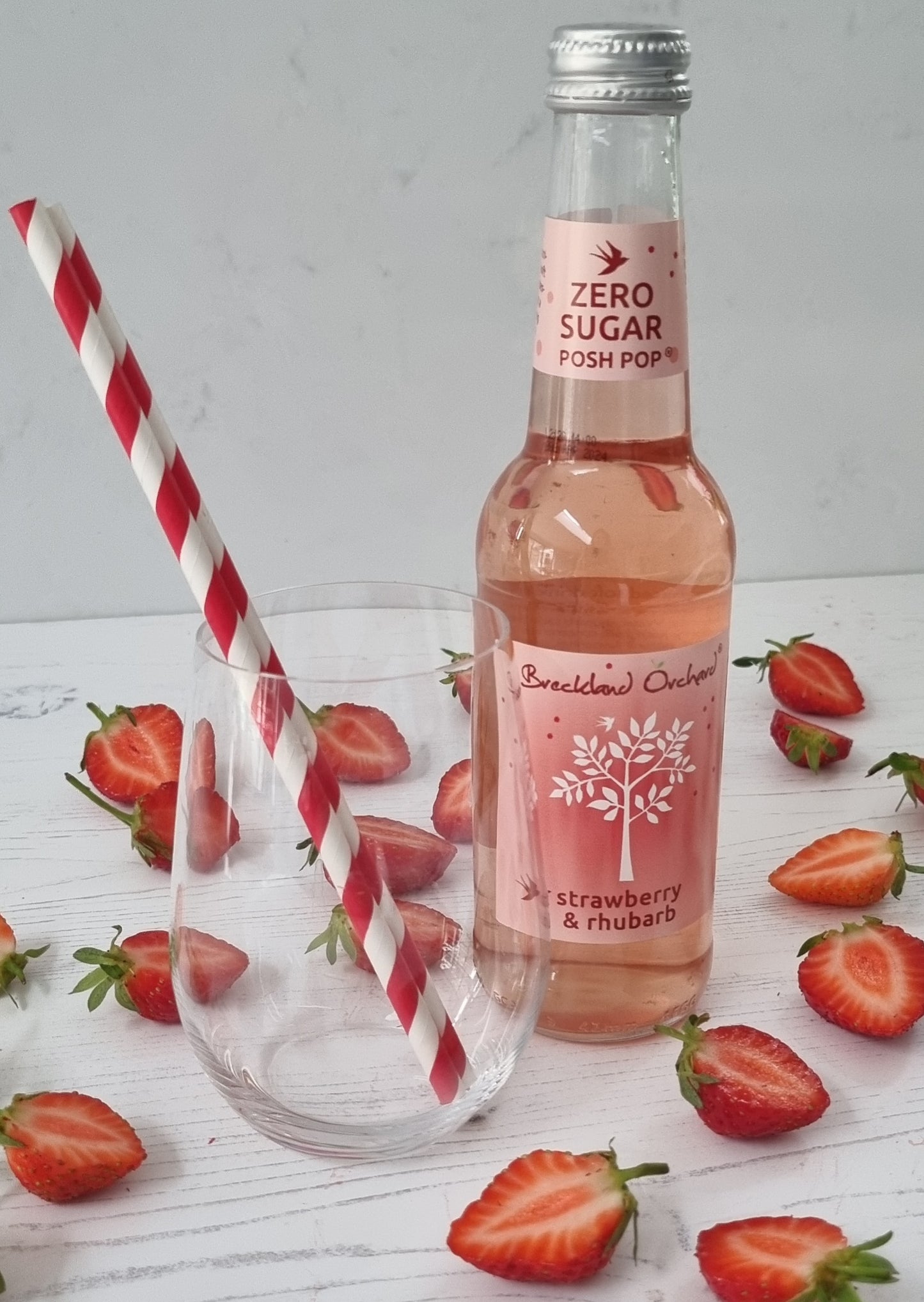 Strawberry and Rhubarb Posh Pop 12 x  275ml